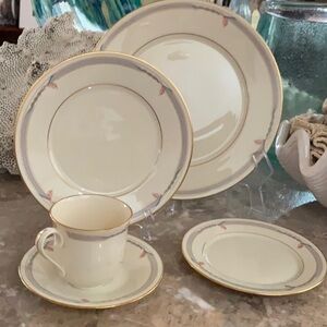 Lenox GRAMERCY 5 Piece Place Settling